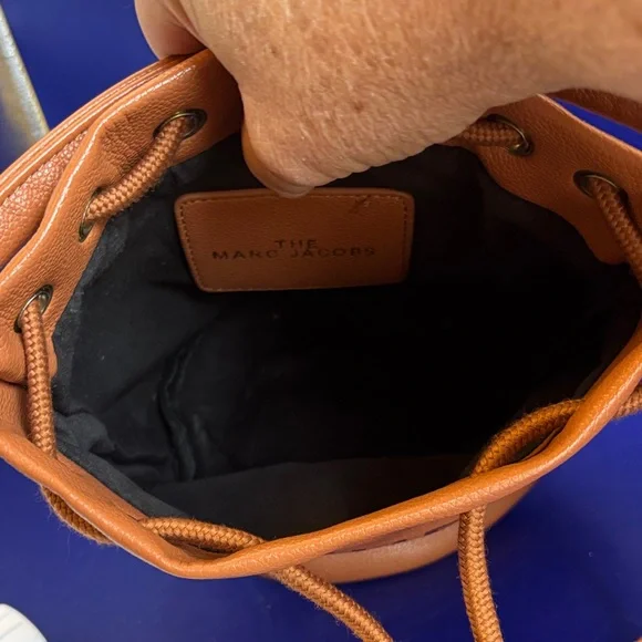 Marc Jacobs Tan Bucket Leather Shoulder Bag